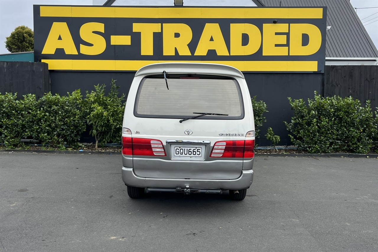 2002 Toyota Hiace