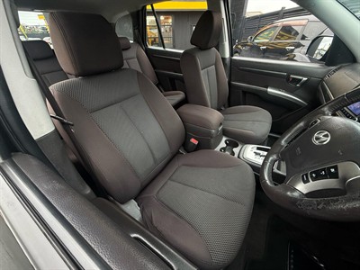 2011 Hyundai Santa Fe - Thumbnail