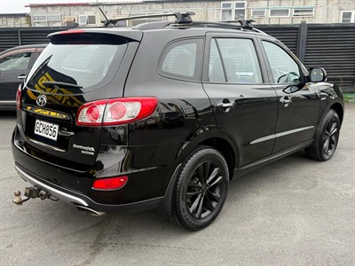 2011 Hyundai Santa Fe - Thumbnail