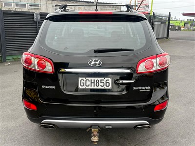 2011 Hyundai Santa Fe - Thumbnail