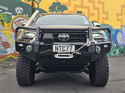 2021 Toyota Hilux - Thumbnail