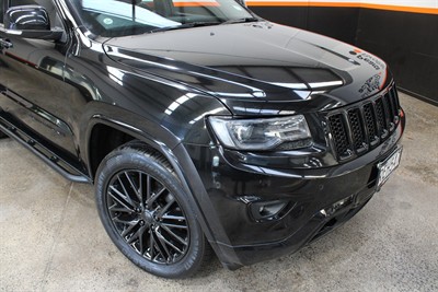 2015 Jeep Grand Cherokee - Thumbnail