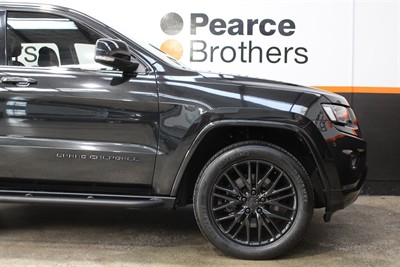 2015 Jeep Grand Cherokee - Thumbnail