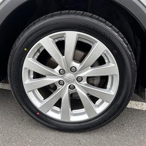 2022 MG ZS - Thumbnail