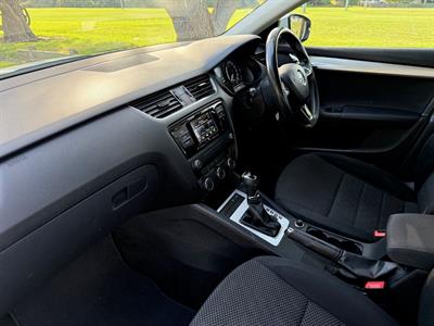 2015 Skoda Octavia - Thumbnail