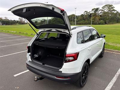 2021 Skoda Karoq - Thumbnail
