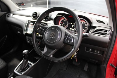2019 Suzuki Swift - Thumbnail