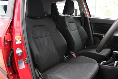 2019 Suzuki Swift - Thumbnail