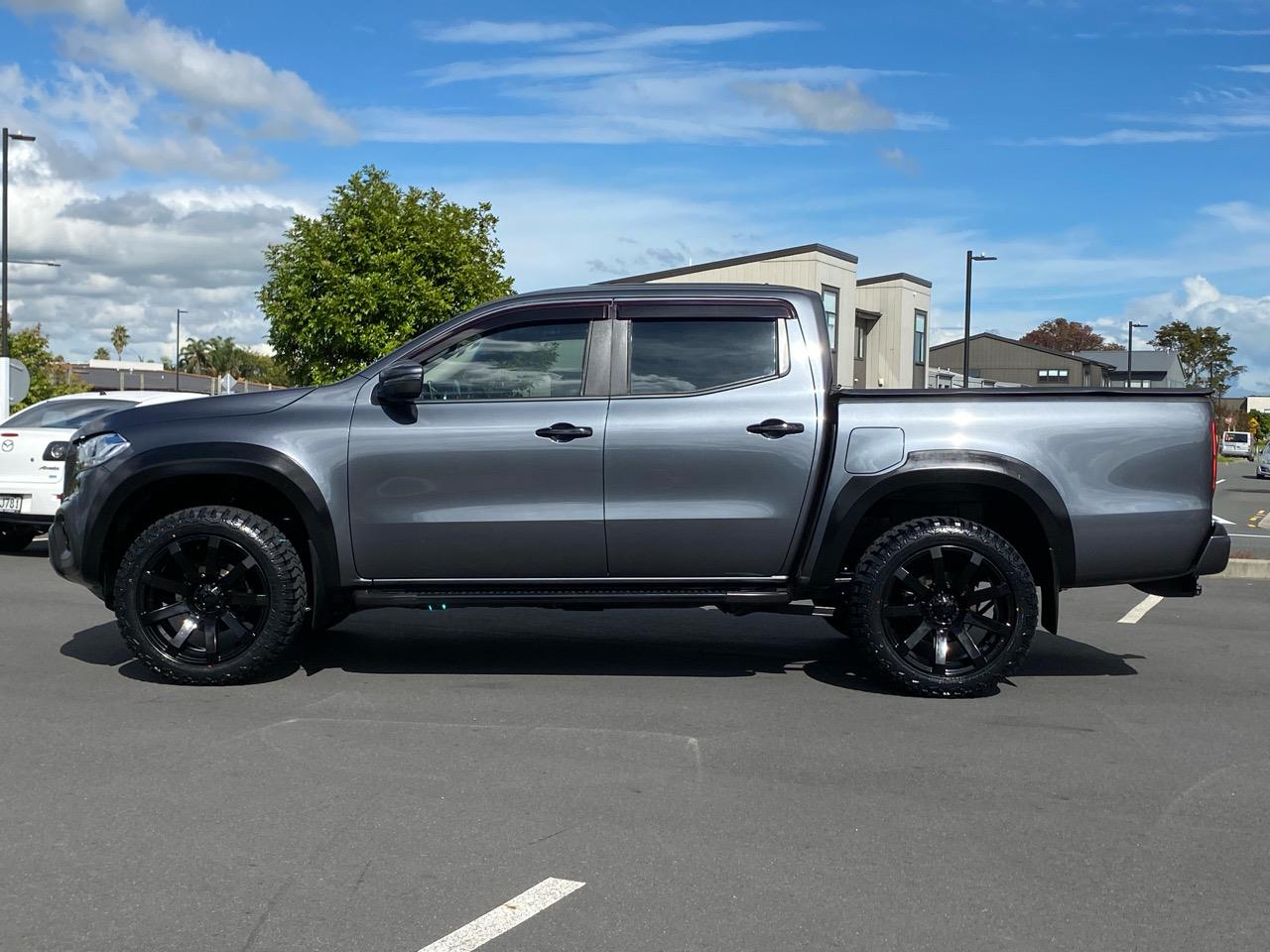 2020 Mercedes-Benz X-Class
