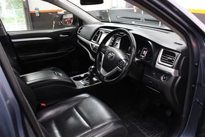 2017 Toyota HIGHLANDER - Thumbnail