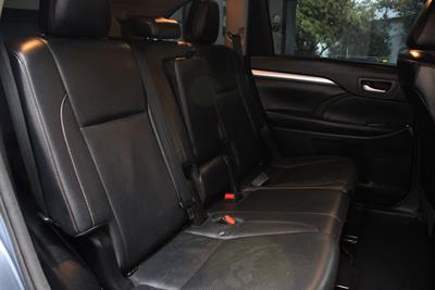 2017 Toyota HIGHLANDER - Thumbnail