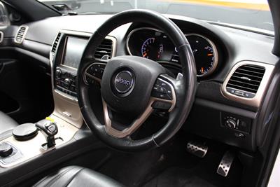 2015 Jeep Grand Cherokee - Thumbnail