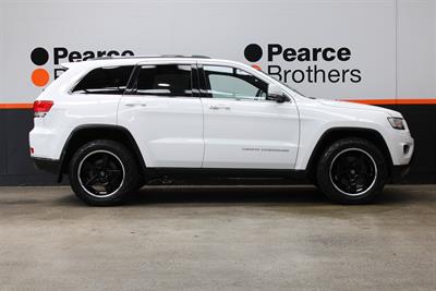 2015 Jeep Grand Cherokee - Thumbnail