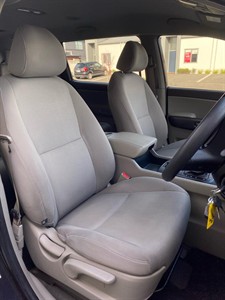 2015 Kia Carnival - Thumbnail