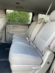 2015 Kia Carnival - Thumbnail