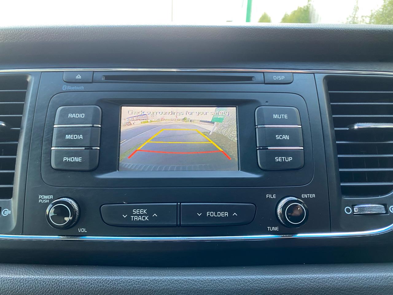 2015 Kia Carnival