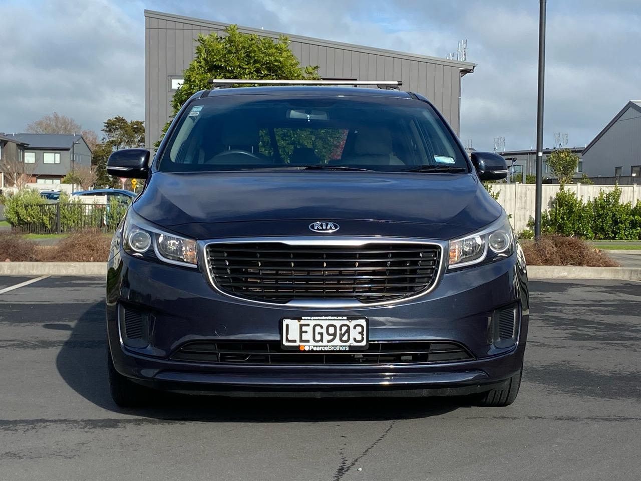 2015 Kia Carnival