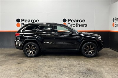 2019 Jeep Grand Cherokee - Thumbnail