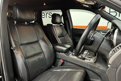 2019 Jeep Grand Cherokee - Thumbnail
