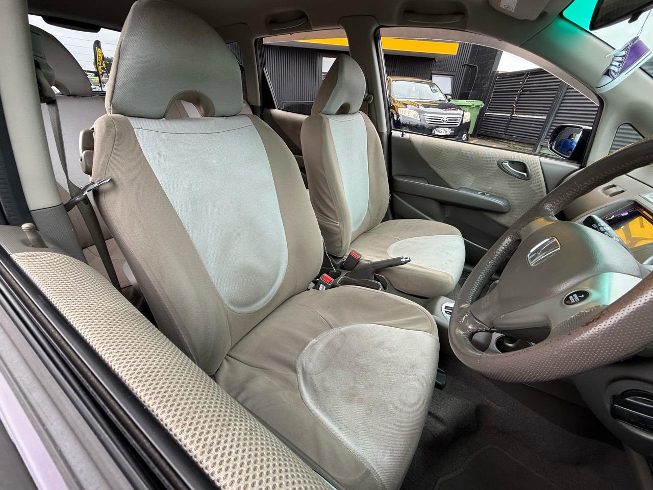 2006 Honda FIT