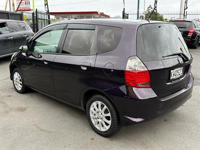 2006 Honda FIT - Thumbnail
