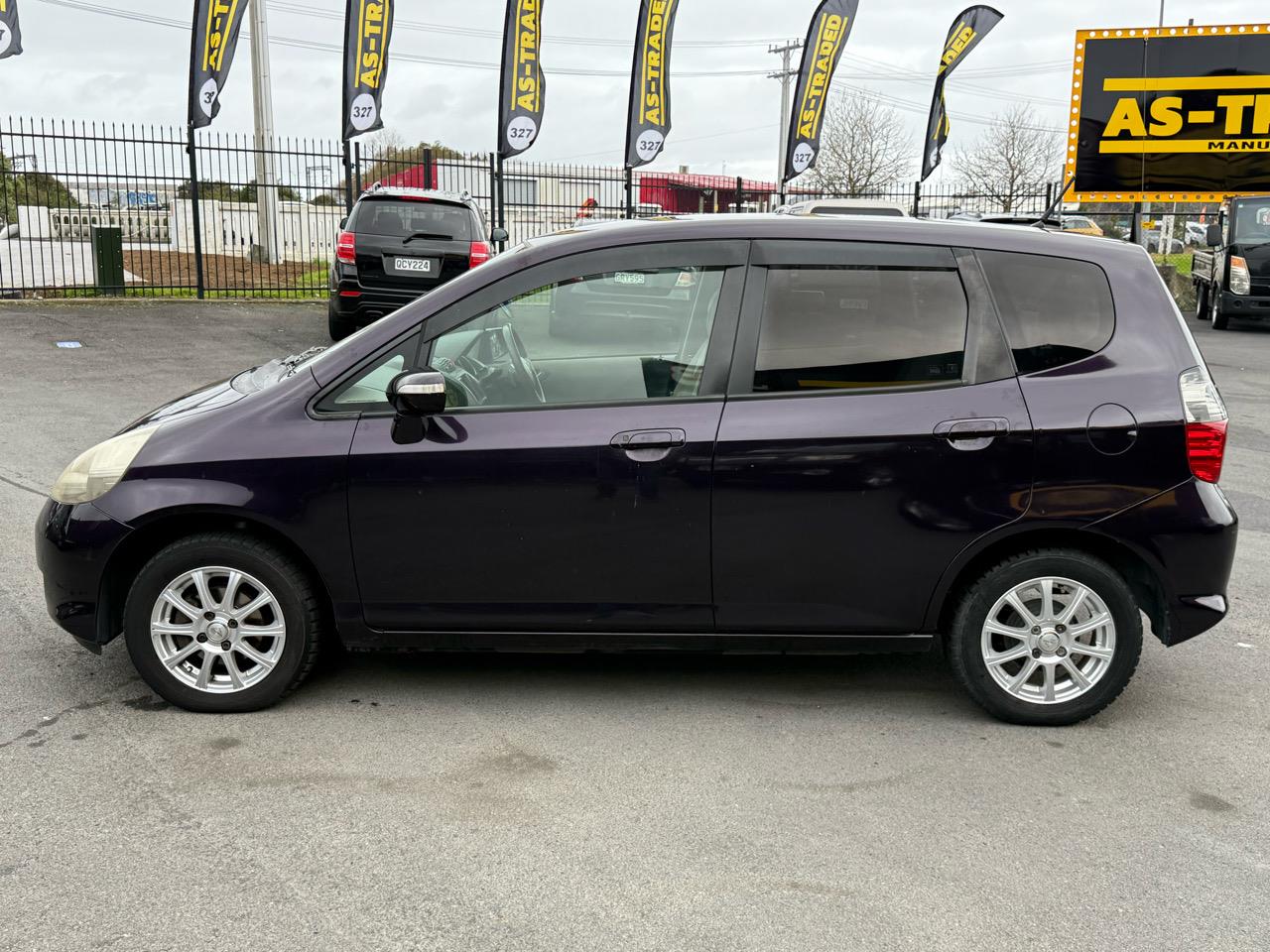2006 Honda FIT
