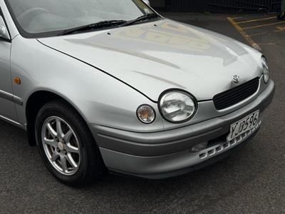 1999 Toyota Corolla - Thumbnail