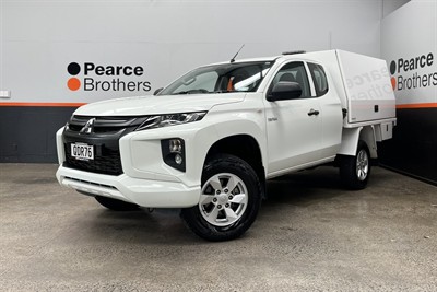 2023 Mitsubishi Triton - Thumbnail