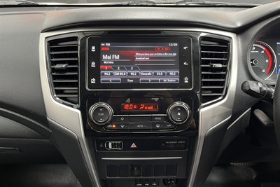 2023 Mitsubishi Triton - Thumbnail