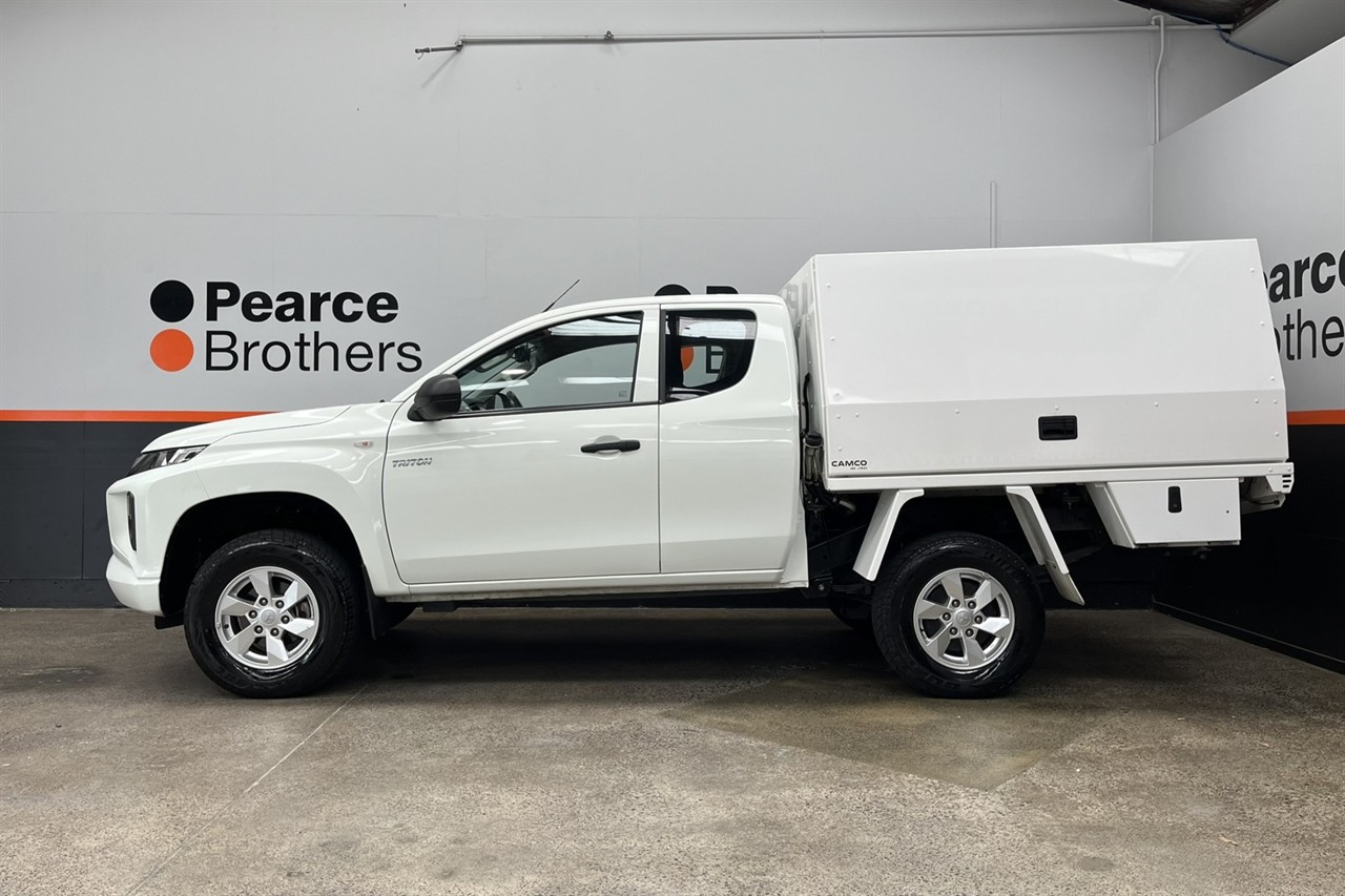 2023 Mitsubishi Triton